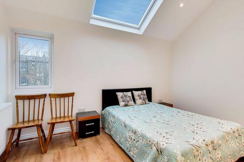 1 bedroom flat to rent, Chiswick High Road, Chiswick, London, W4