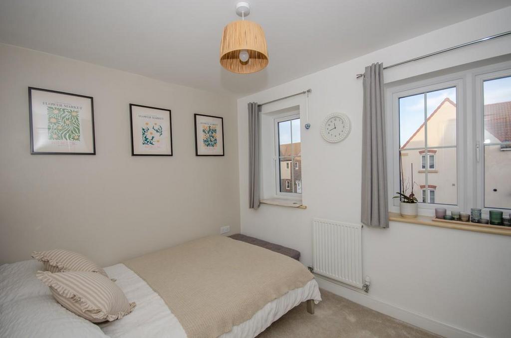 Bedroom 2.jpg