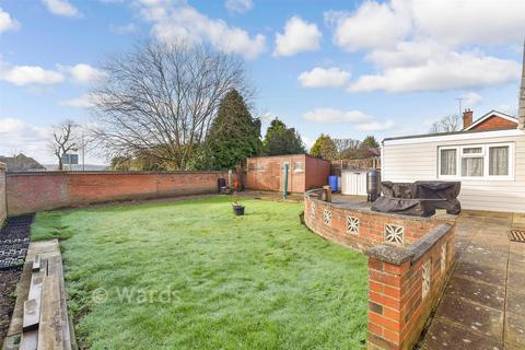 undefined, Nursery Avenue, Maidstone ME14