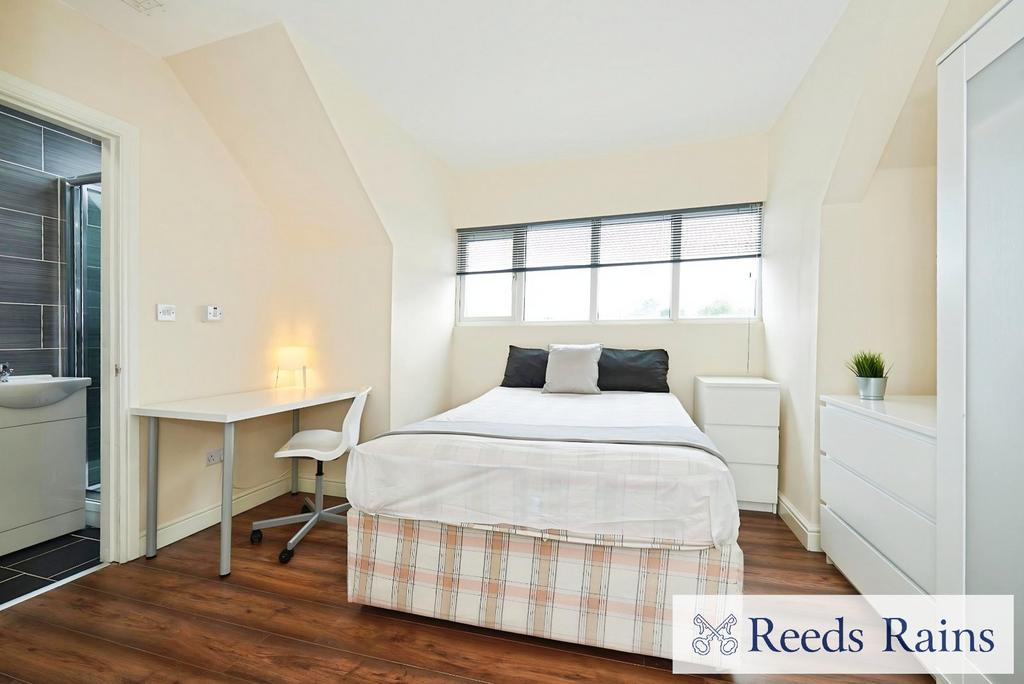 Flat 3 Bedroom One