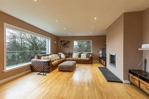undefined, Tweed Rig, Gattonside, Melrose