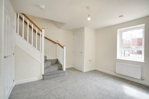2 bedroom semi-detached house to rent, Lighthorne CV33