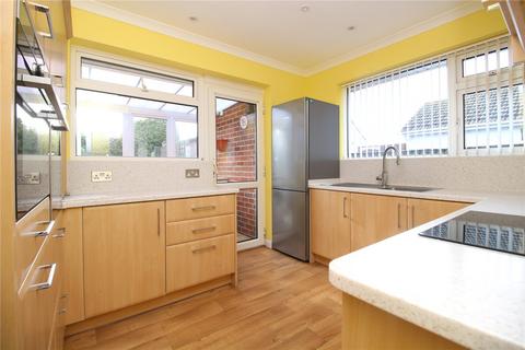 2 bedroom bungalow for sale, Hazelwood Avenue, New Milton, Hampshire, BH25