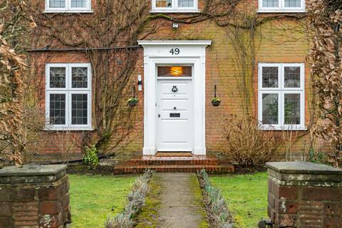 5 bedroom detached house for sale, Bridge Road, Welwyn Garden City