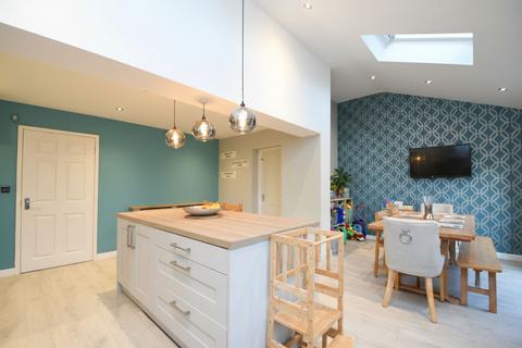 undefined, Redmans Close, Eccles, M30