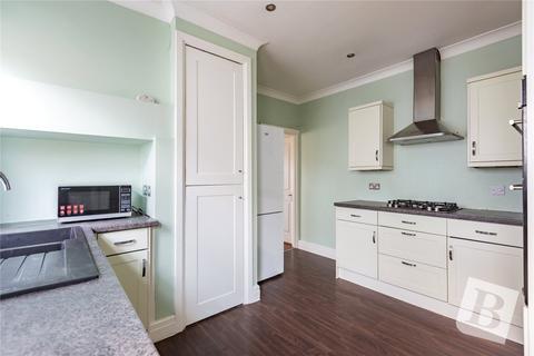 2 bedroom bungalow for sale, Kempton Avenue, Hornchurch, RM12