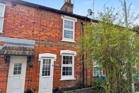 2 bedroom terraced house to rent, Parade Road, Ipswich IP4