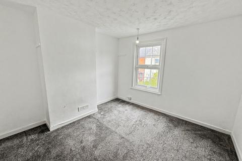 2 bedroom terraced house to rent, Parade Road, Ipswich IP4