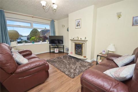 3 bedroom semi-detached house for sale, Carr Bridge Avenue, Leeds, West Yorkshire