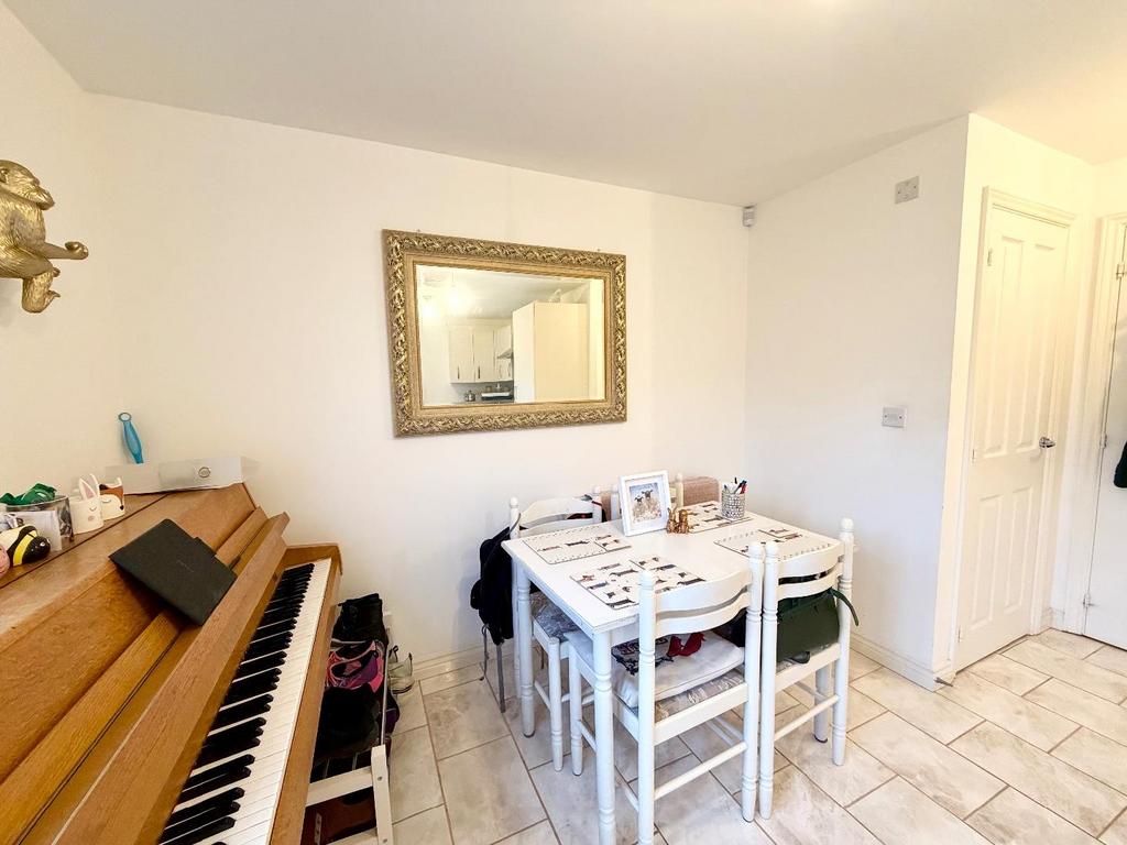 Diner/Kitchen