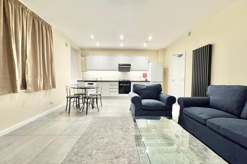 3 bedroom apartment to rent, Croydon CR0