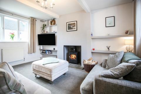 3 bedroom semi-detached house for sale, Wellington Road, Moreton-in-Marsh, Gloucestershire. GL56 0HZ