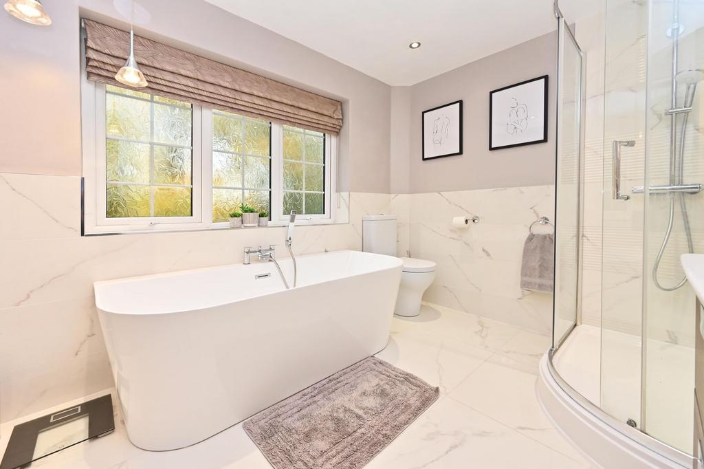 Bedroom one en-suite
