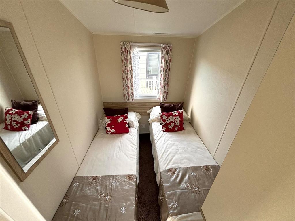 Willerby-Minster-2016-CAR0061138-64237090.jpg