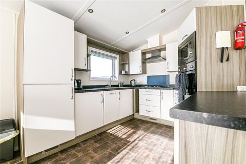 3 bedroom park home for sale, Chewton Meadow, Hoburne Naish Holiday Park, Barton on Sea, Hampshire, BH25