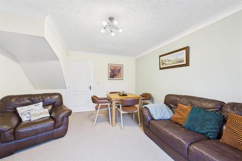 undefined, Elder Close, Witham St. Hughs, Lincoln
