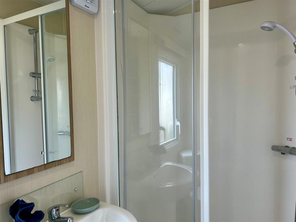 Willerby-Linwood-2019-CAR0061731-111502736.jpg