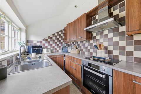 2 bedroom apartment for sale, Borstal Hill, Whitstable