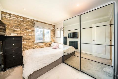 2 bedroom flat for sale, Chicksand Street, London E1