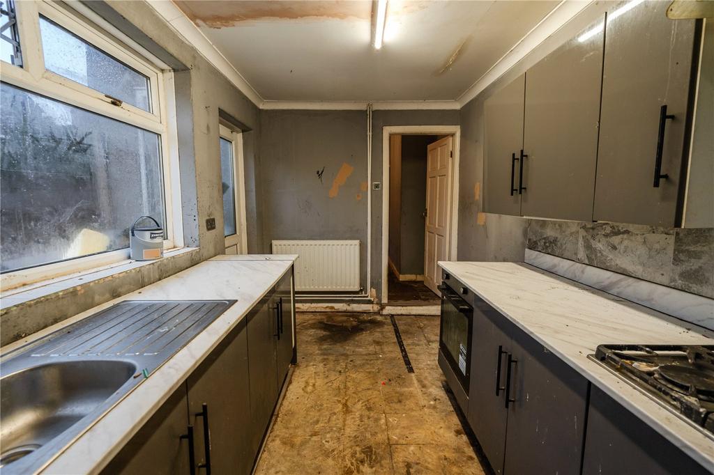 Kitchen (2)