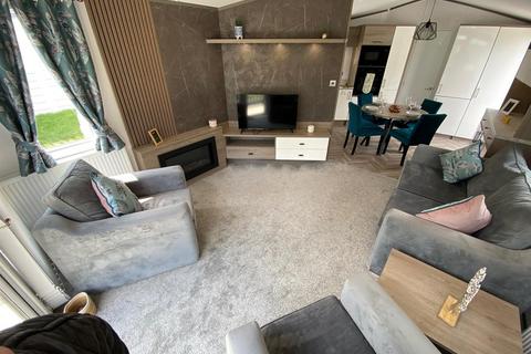 2 bedroom park home for sale, Newhaven Caravan & Camping Park, Buxton
