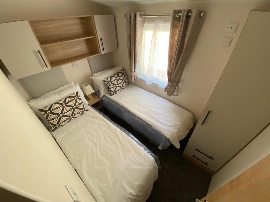 Willerby-Lamberhurst-2025-CAR0064288-113827013.jpg