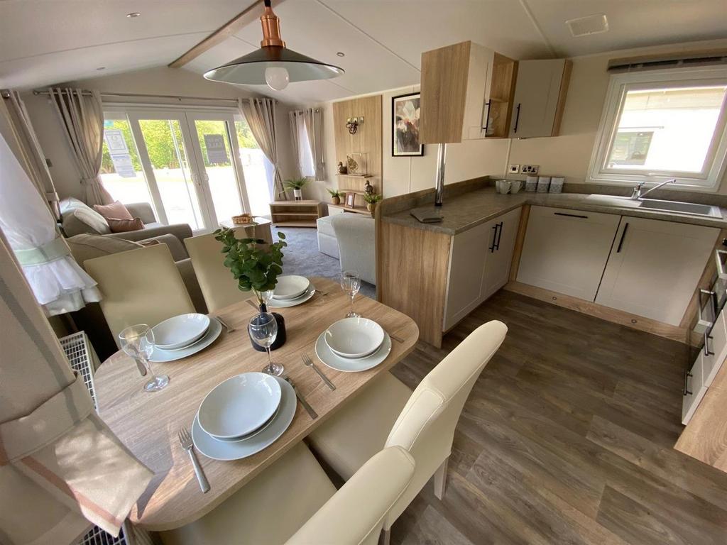 Willerby-Lamberhurst-2025-CAR0064288-113826941.jpg