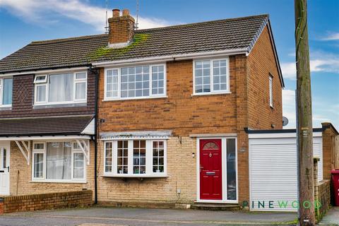 undefined, Bramlyn Close, Chesterfield S43