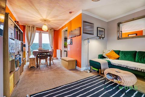 undefined, Bramlyn Close, Chesterfield S43