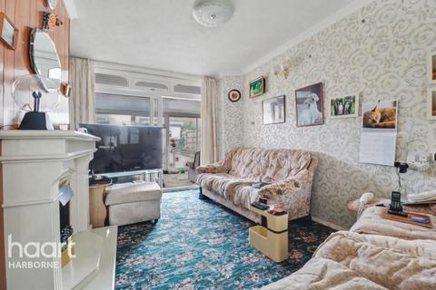 3 bedroom semi-detached house for sale, Kingsway, Oldbury