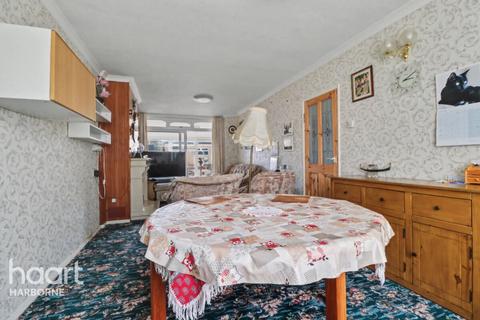 3 bedroom semi-detached house for sale, Kingsway, Oldbury