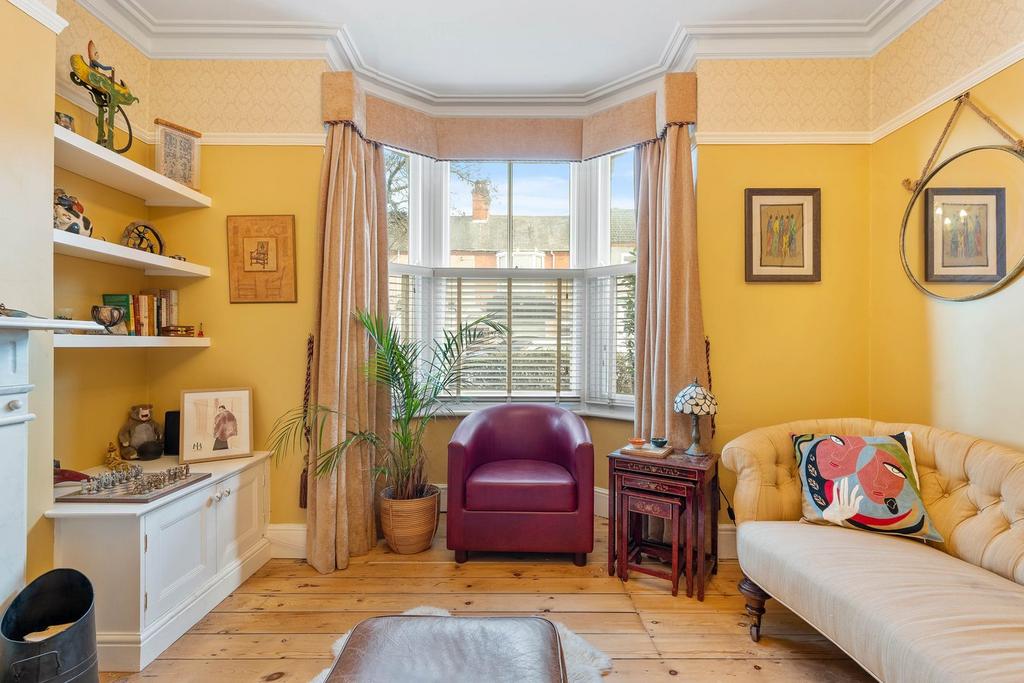 Front Lounge