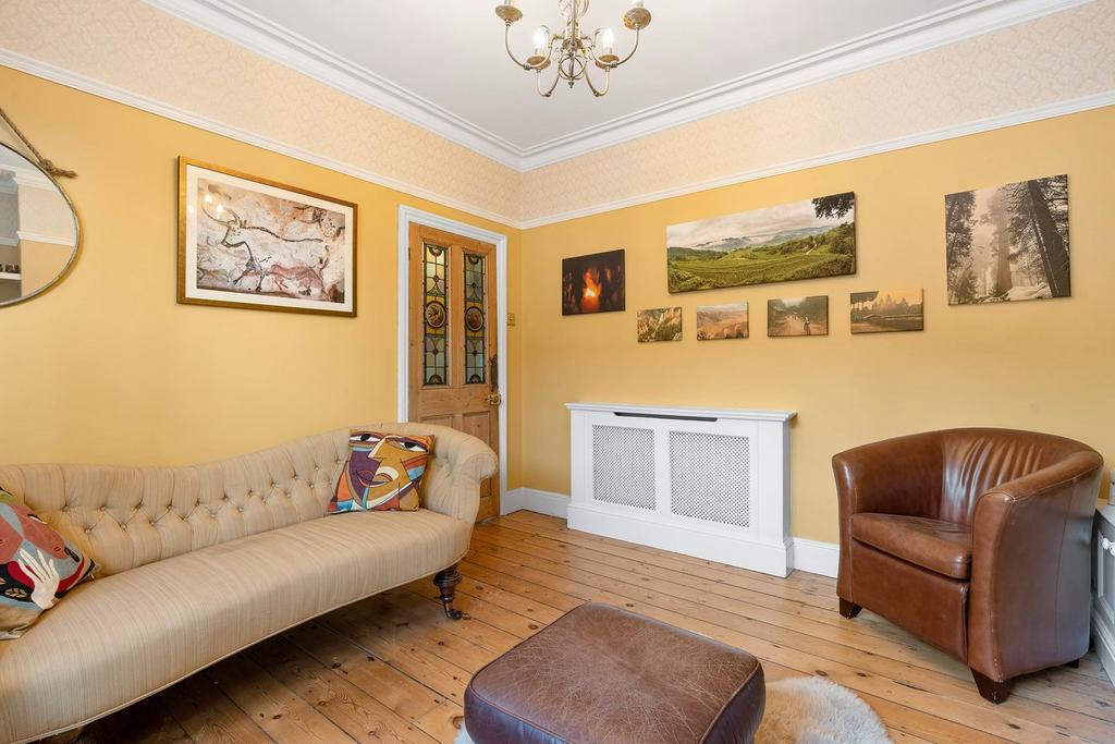 Front Lounge