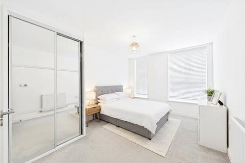 2 bedroom apartment for sale, Earle Crescent, Wokingham, Berkshire, RG40