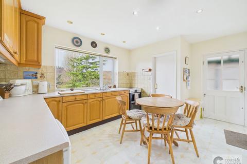 3 bedroom detached bungalow for sale, The Tors, Kingskerswell