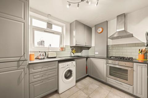 2 bedroom flat for sale, Rennie Estate, London SE16