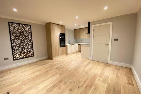 undefined, Castlebar Road, Ealing