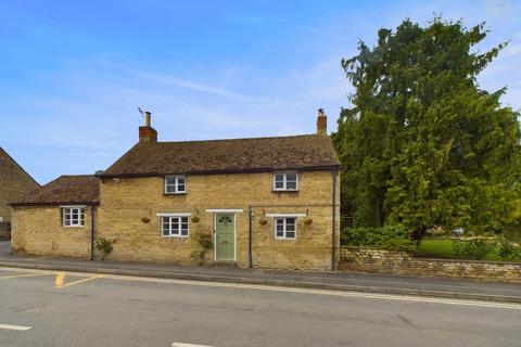 2 bedroom detached house for sale, School Road, Stamford PE9