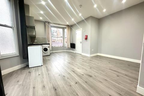 undefined, flat 5, Haverhill, Suffolk, CB9