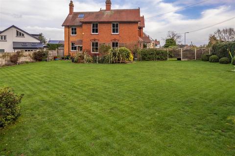 5 bedroom detached house for sale, Madresfield Road, Malvern