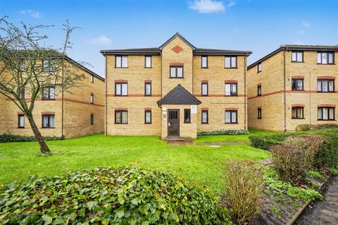 2 bedroom apartment for sale, Woodfield Close, Enfield
