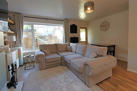 3 bedroom terraced house for sale, Ascot Gardens, Wordsley, Stourbridge, DY8