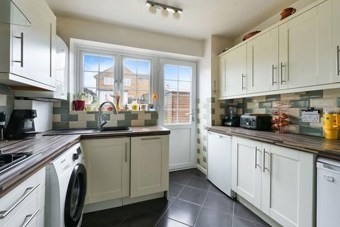 3 bedroom end of terrace house for sale, Preston Lane, Tadworth KT20