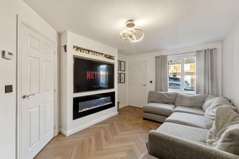 4 bedroom semi-detached house for sale, Forrest Close, Bradford BD6