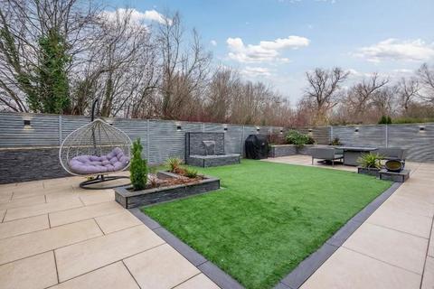 4 bedroom detached house for sale, Birchlea, Altrincham