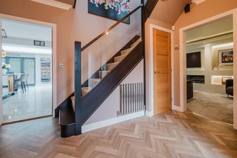 4 bedroom detached house for sale, Birchlea, Altrincham