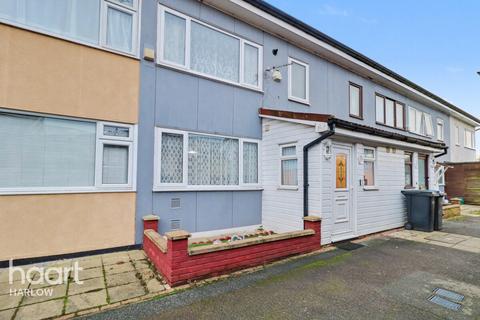 3 bedroom terraced house for sale, Berecroft, Harlow