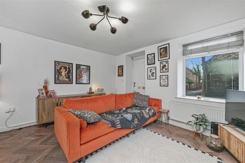 3 bedroom terraced house for sale, Main Street, Monk Fryston, Leeds