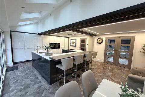 undefined, St. James Street, Westhoughton, Bolton