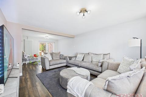 4 bedroom semi-detached house for sale, Cae Gabriel, Pen-Y-Cae